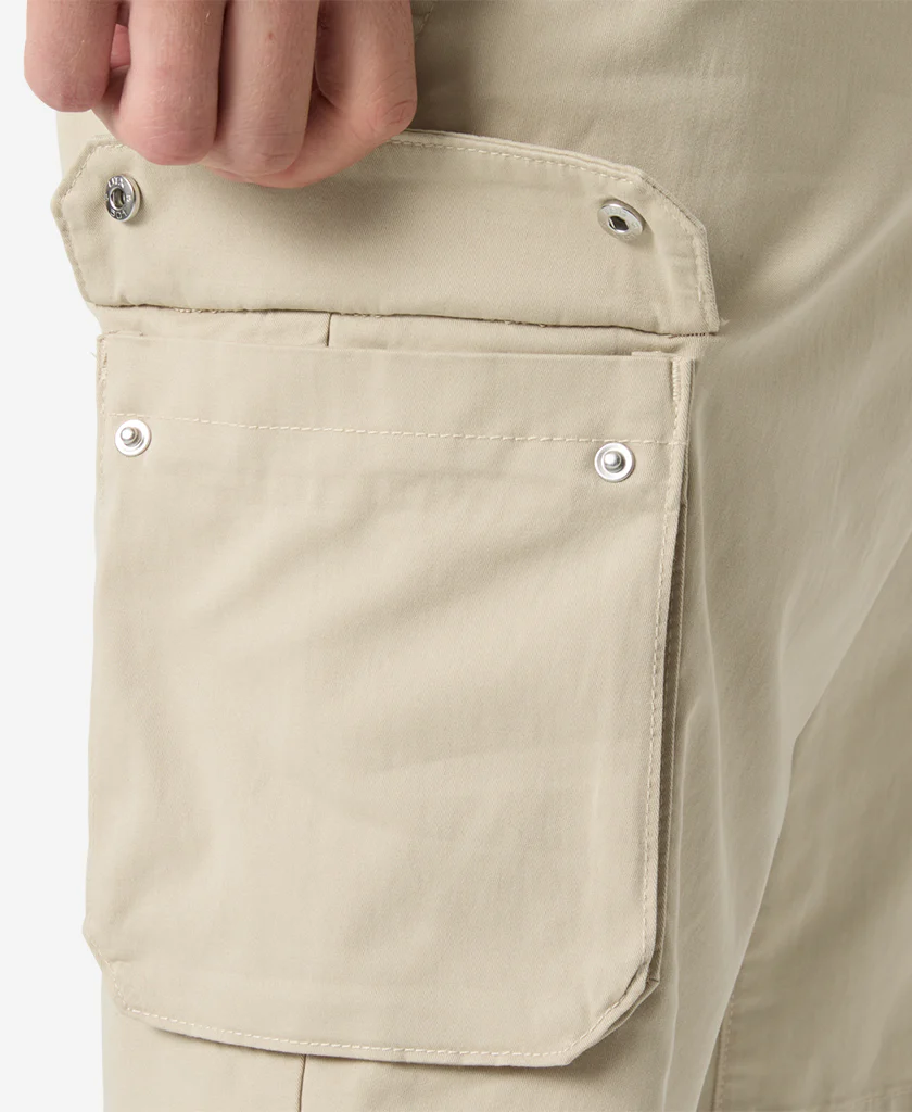 BRYGGEN CARGO SHORTS, Khaki - Image 3