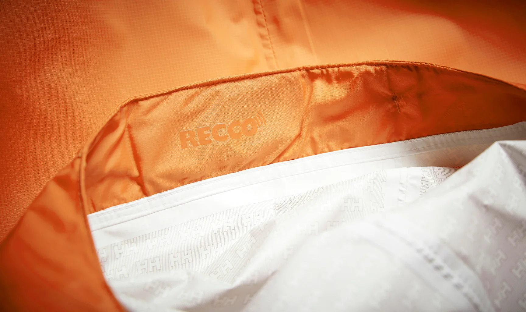 W LOKE JACKET 2.0, Apricot Crush - Image 12